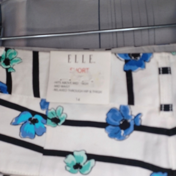 Elle Chino stretch striped floral print shorts NWT - Picture 7 of 7